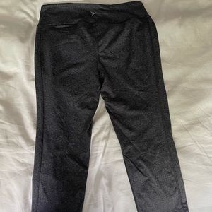 Old Navy Active Go Dry Woman’s leggings